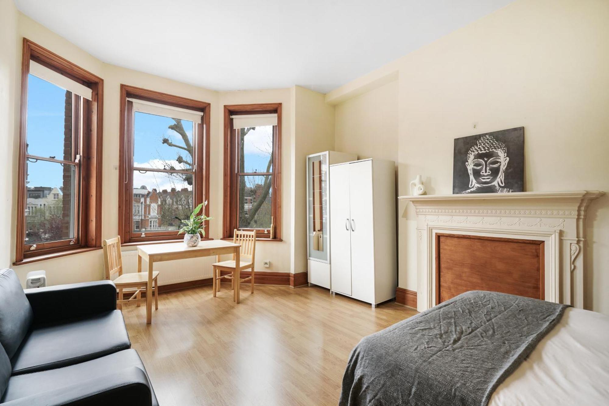 Elgin Avenue Hububb Homestay London